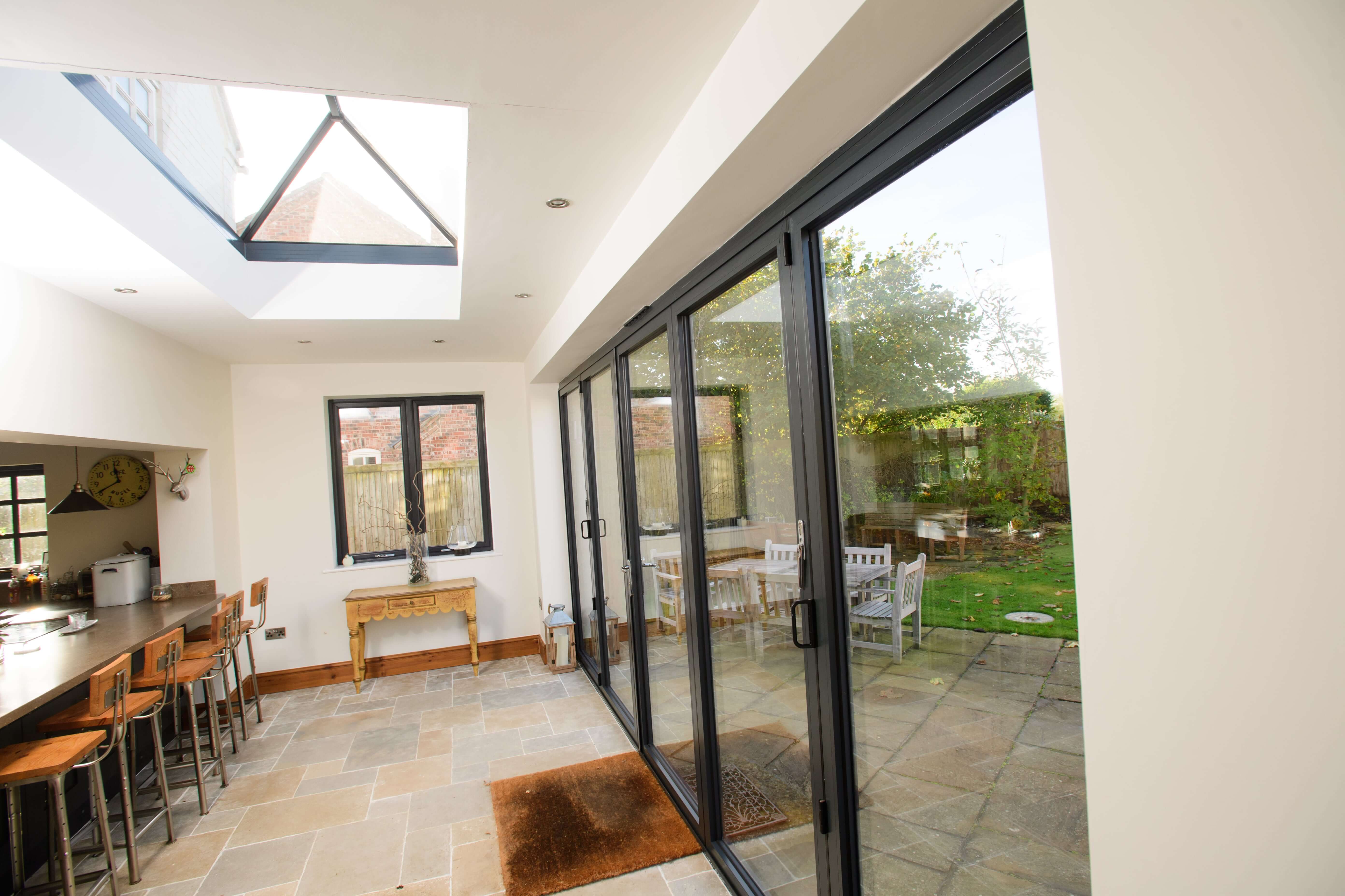 images/aluminium-bi-fold-doors-kenginston.jpg